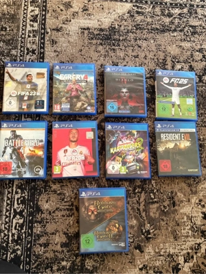 Ps4 Pro mit 2 Controller ,Ladestation und 9 Spiele  Bild 2