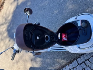Vespa Primavera 50 4T e5 Bild 5