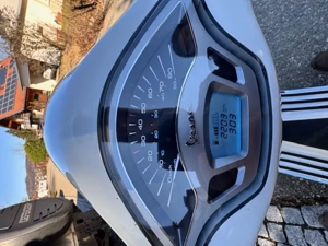 Vespa Primavera 50 4T e5 Bild 2