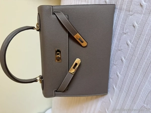 Handtasche echt Leder   100,00