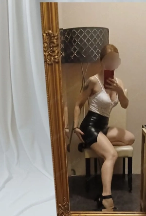 Iris Tantra Masseurin 