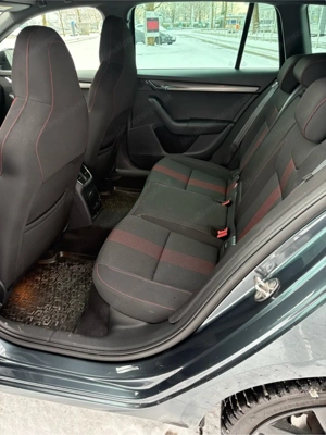 Skoda Octavia 2.0 TDI Ambition DSG Kombi  Bild 5