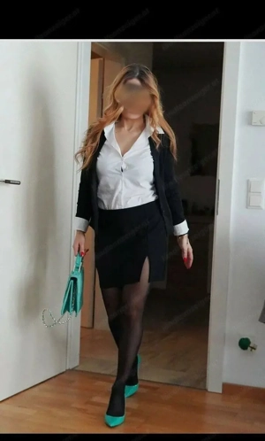 Vesna zertifizierte Tantra Masseurin  Bild 3