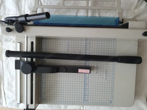 Papierschneidemaschine