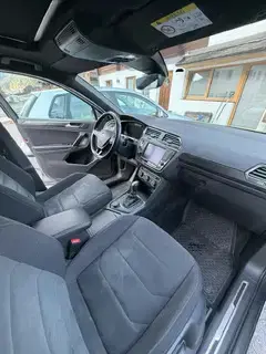 VW Tiguan VW Tiguan Highline TDI SCR 4MOTION DSG SUV   Geländewagen Bild 3