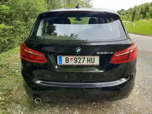 Bmw 225xe Perf. Active Tourer Sport BJ 2018 Bild 2