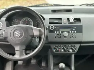 Suzuki Swift Bild 2