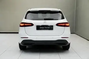 Mercedes-Benz B 180 Bild 11