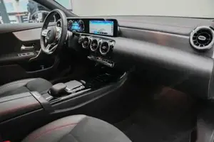 Mercedes-Benz CLA 200 d Shooting Brake Night Sport KAM SpurW Bild 8