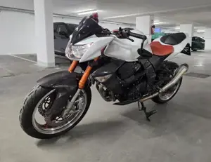 Kawasaki Z 1000 Naked Bike Bild 4