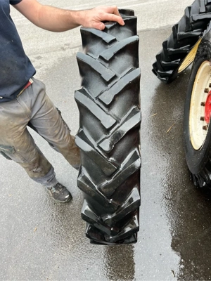 8-32 Traktorreifen Steyr Bild 4