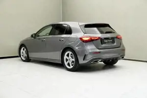 MERCEDES-BENZ A 180 Bild 10