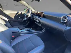 MERCEDES-BENZ A 180 Bild 7