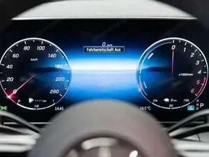 MERCEDES-BENZ GLC 300 de 4MATIC LM ACC ParkAss. elSitz SpurH Bild 4