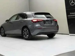 MERCEDES-BENZ A 200 d Kompaktlimousine SpurW ParkAss. LED SpurH Bild 4