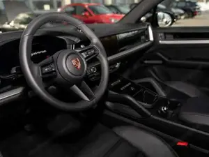 Porsche Cayenne Bild 16