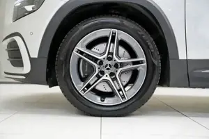 MERCEDES-BENZ GLB 220 d 4MATIC AMG Line el.Heck SpurW ParkAss. Bild 4