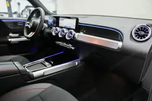 MERCEDES-BENZ GLB 220 d 4MATIC AMG Line el.Heck SpurW ParkAss. Bild 8