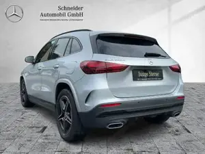 Mercedes-Benz GLA 200 Bild 9