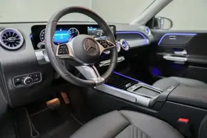 Mercedes-Benz GLB 200 Bild 6