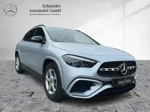 Mercedes-Benz GLA 200 Bild 11