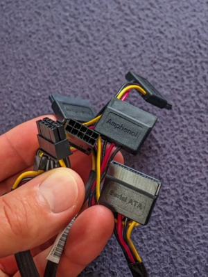 HP Server Power SATA Cable   HP 823078-001   HP 826011-001 Bild 2