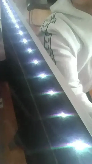 Phillips Ambilight 4k Fernseher (gebraucht) 143CM Diagonale LEDs mit Videofolgfunktion Bild 2