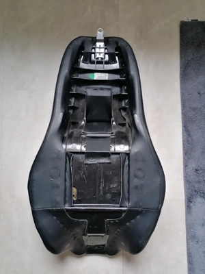 Verkaufe Sitz und Sissybar für Harley Davidson Street Glide oder Electra Glide  Bild 6