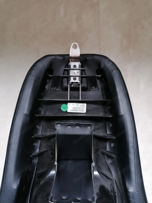 Verkaufe Sitz und Sissybar für Harley Davidson Street Glide oder Electra Glide  Bild 3