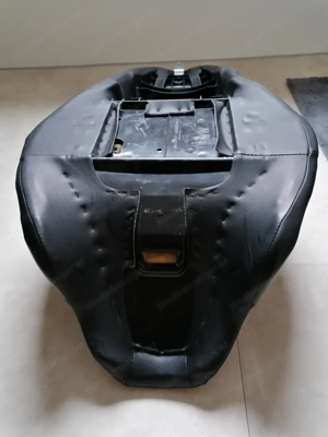 Verkaufe Sitz und Sissybar für Harley Davidson Street Glide oder Electra Glide  Bild 4
