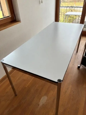 USM Schreibtisch weiss oder schwarz - insgesamt 3 Stück 