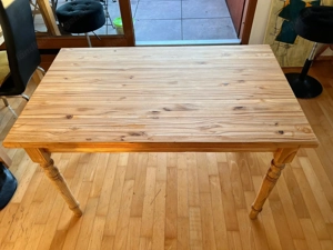 Holztisch   Tisch   Esstisch  Bild 2