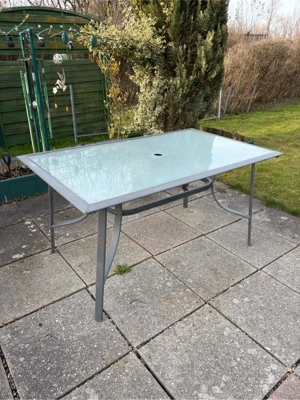 Gartenstühle Metall + Tisch