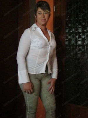 Schwanzbewertung einer versauten Milf