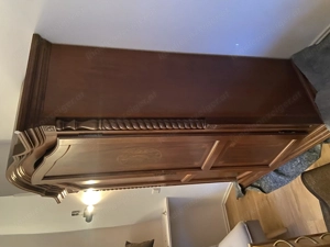 Holzschrank  Bild 3