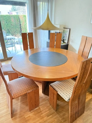 Vollholztisch mit drehplatte +stühle  Bild 3