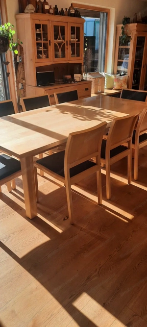 Esstischgruppe inkl. 8 Stühle Bild 2