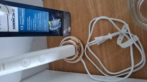 Schallzahnbürste NP 100,-