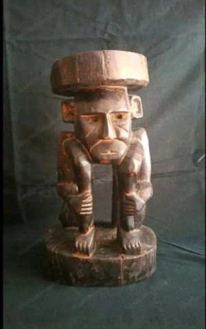 Seltener Janus karyatiden Hocker aus Borneo Indonesien  Bild 4
