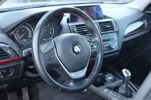 BMW 116d 2.0 SPORT LINE *Pickerl NEU *super Ausstattung *Reifen NEU *BI-Xenon *Navi *UVM. Bild 10