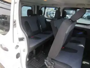 Opel Vivaro Bild 15