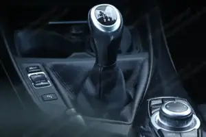 BMW 116d 2.0 SPORT LINE *Pickerl NEU *super Ausstattung *Reifen NEU *BI-Xenon *Navi *UVM. Bild 4