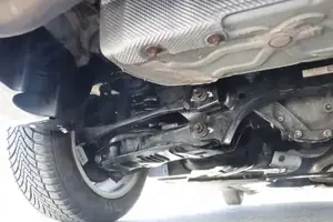 BMW 116d 2.0 SPORT LINE *Pickerl NEU *super Ausstattung *Reifen NEU *BI-Xenon *Navi *UVM. Bild 6