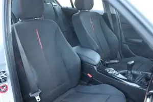 BMW 116d 2.0 SPORT LINE *Pickerl NEU *super Ausstattung *Reifen NEU *BI-Xenon *Navi *UVM. Bild 2