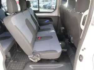 Opel Vivaro Bild 13