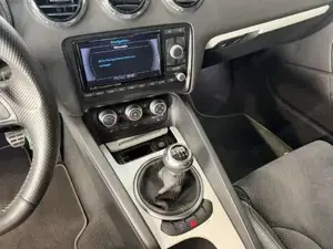 Audi TT Bild 13