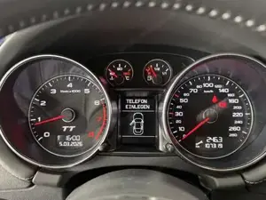 Audi TT Bild 12