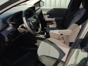 Dacia Jogger Extreme + 1.0 ECO-G 101 PS LPG 7-Sitzer->Navi-K... Bild 5