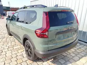 Dacia Jogger Extreme + 1.0 ECO-G 101 PS LPG 7-Sitzer->Navi-K... Bild 2