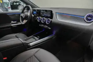 Mercedes-Benz GLA 200 d 4MATIC Progressive el.Heck SpurW  SpurH Bild 11